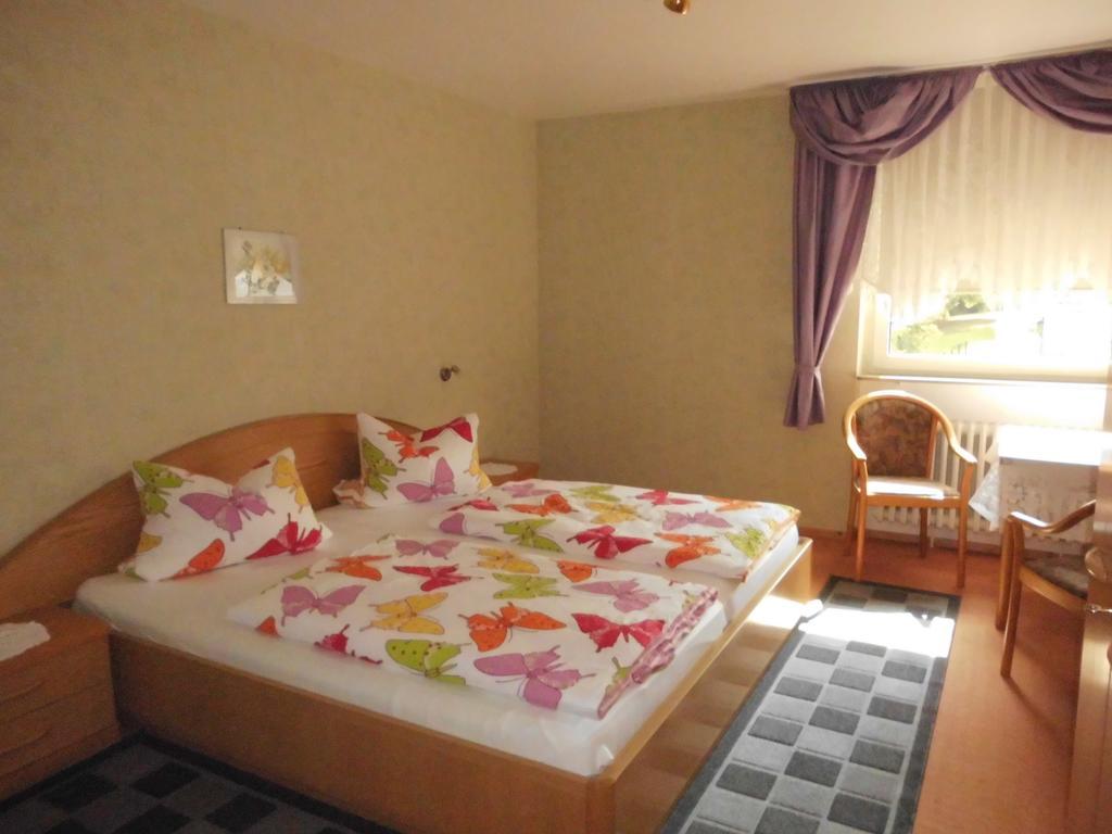 Hotel Garni Am Heuberg Eschwege Extérieur photo
